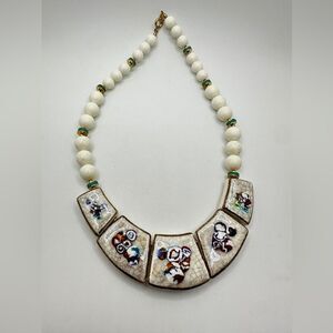 Vintage 16” signed Japan ceramic beaded, gold tone metal necklace!